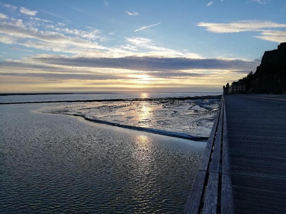 Ty Roz Villa Roz-sur-Couesnon Luaran gambar